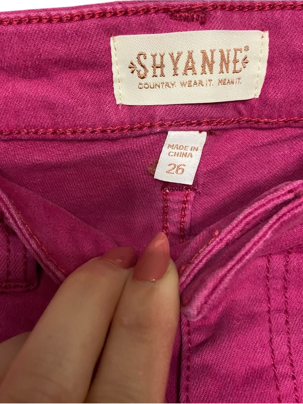 ✨ Shyanne Hot Pink Bell Bottom Jeans ✨
Size 26 | Country Western Vibes 💖🤠 - Picture 5 of 10